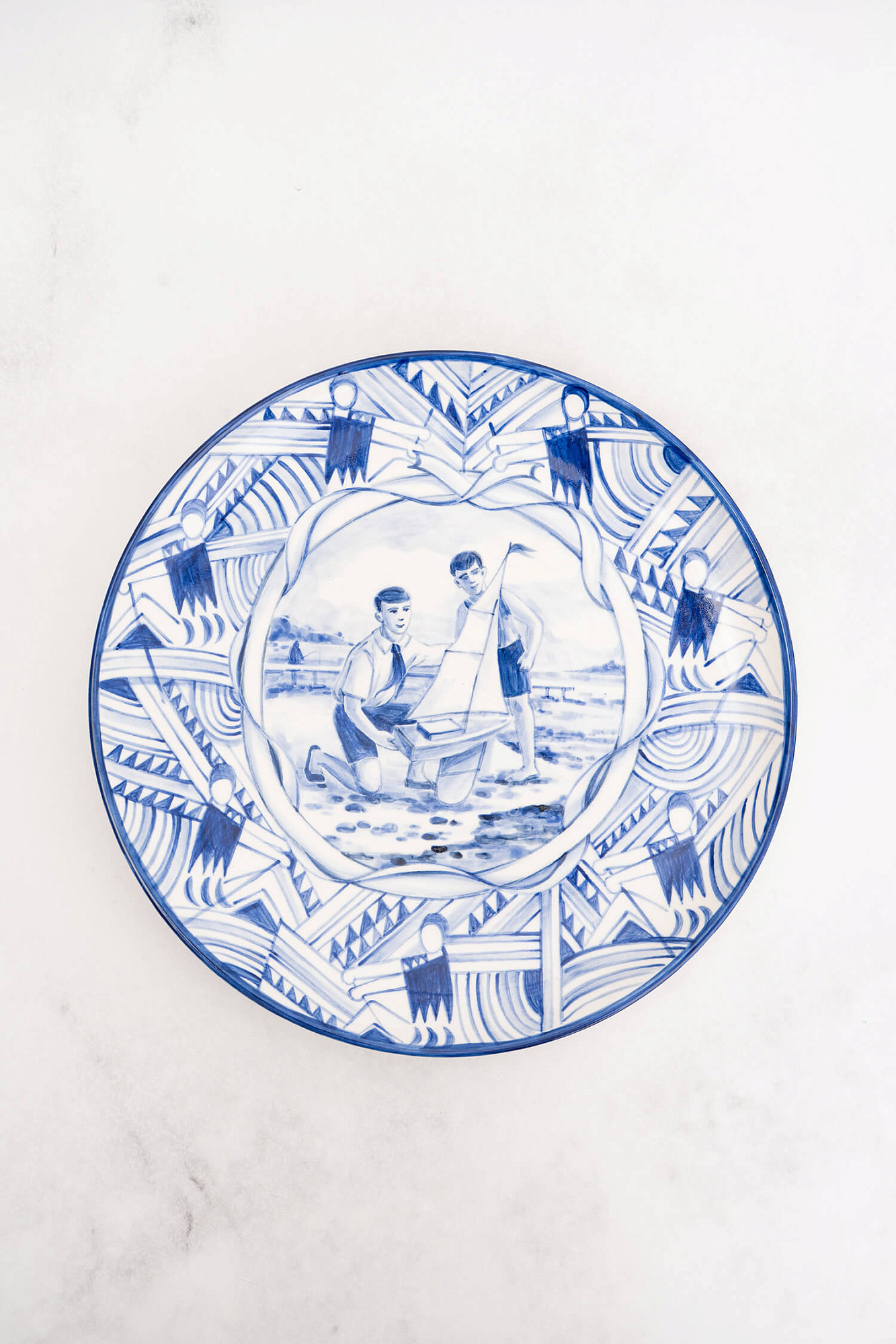 Тарелка "Авангард" (керамика, бело- синяя, 25см.)