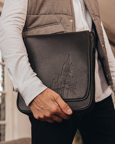 Сумка-планшет "Башни Кремля" (2468.00.О) (кожа черный  24х31х2 тиснение) 